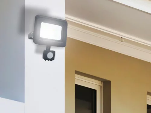 LED reflektor 10W, 800 lm, 4000K semleges fehér, PIR érzékelő, IP44, fekete - LF0021S