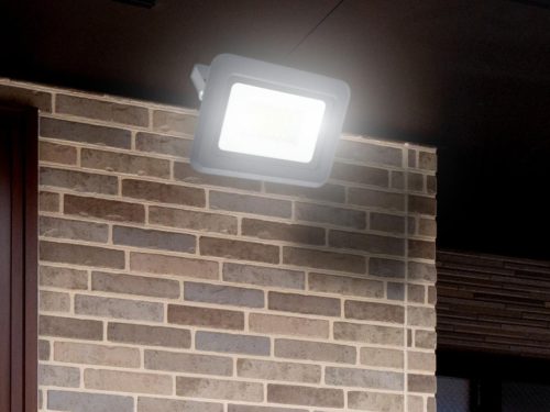 LED reflektor 20W, 1600 lm, 4000K semleges fehér, IP65, alumínium LF0022