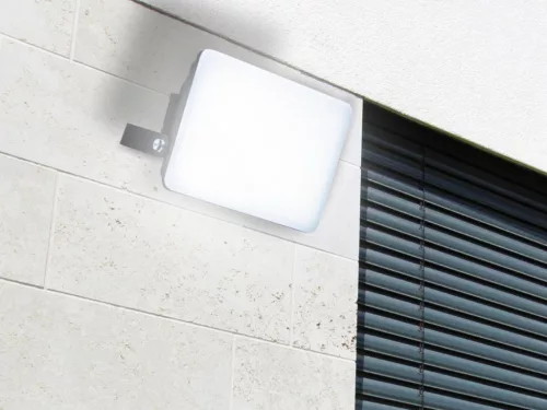 LED reflektor 20W, 1900 lm, 4000K semleges fehér, IP65, 138x120x50 mm - LF7022