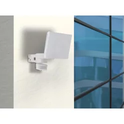 LED Reflektor 24W 1900lm 4000K IP54 PIR érzékelő LFX121